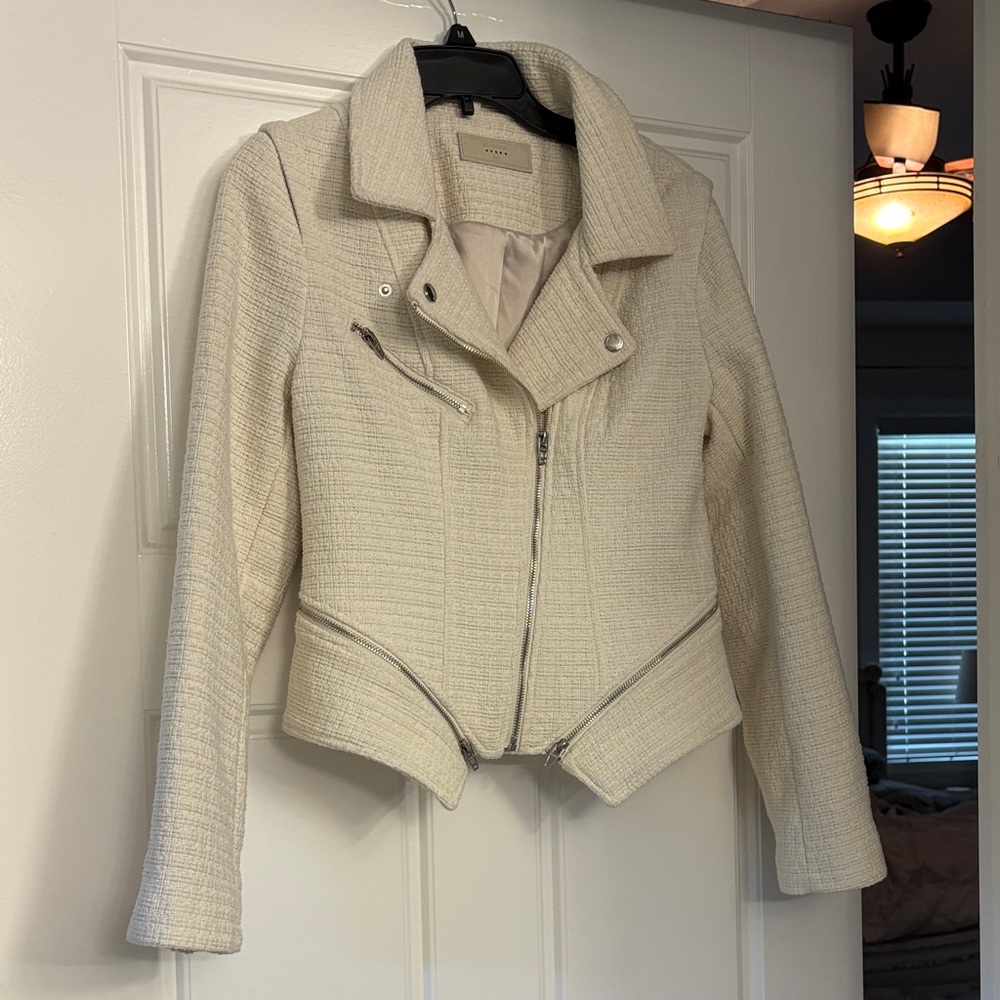 Blank NYC NWOT Cream Tweed Blazer Jacket - classy and sharp looking - size M